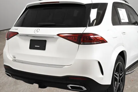 Another view of 2020 Mercedes-Benz GLE 350 for sale in McAllen, TX at Trevinos Auto Mart