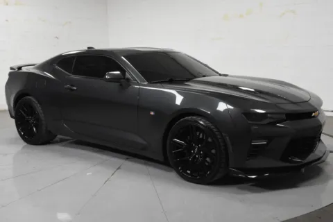 Gray 2016 Chevrolet Camaro SS for sale in McAllen, TX