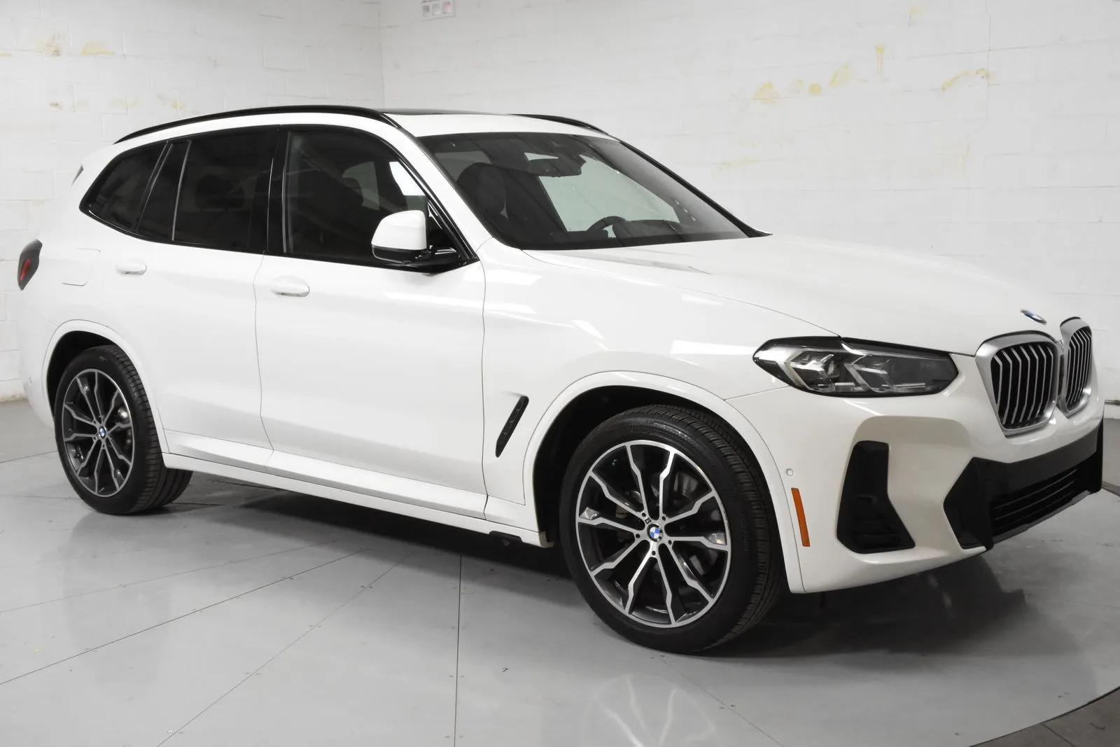 White 2023 BMW X3 sDrive30i for sale in McAllen, TX