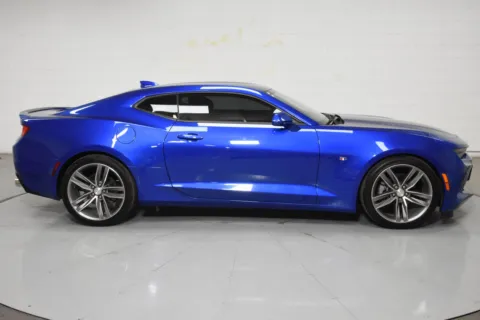 More photos of 2016 Chevrolet Camaro 2LT at Trevinos Auto Mart, TX