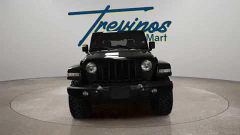 More photos of 2022 Jeep Gladiator Sport at Trevinos Auto Mart, TX