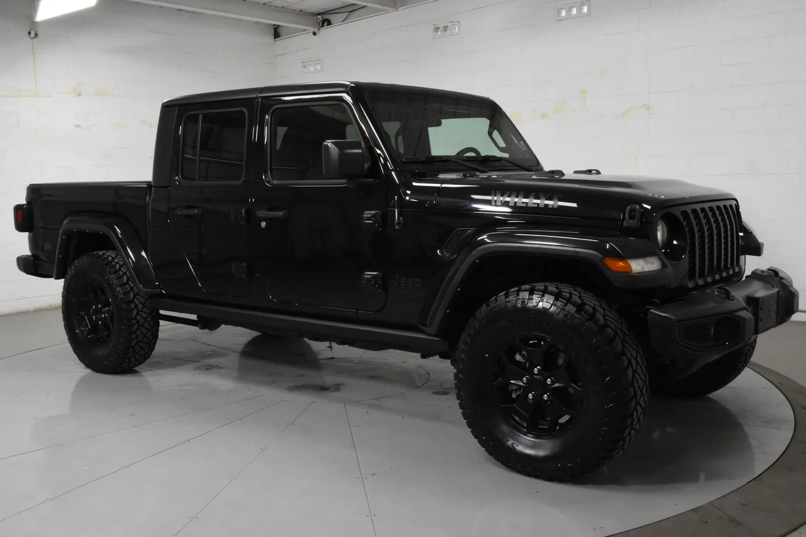 Black 2022 Jeep Gladiator Sport for sale in McAllen, TX