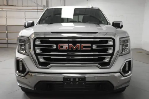More photos of 2021 GMC Sierra 1500 SLT at Trevinos Auto Mart, TX