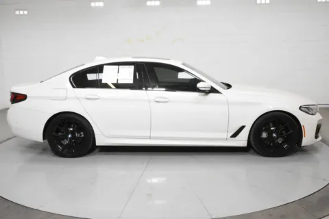 More photos of 2021 BMW 5 Series 530i at Trevinos Auto Mart, TX