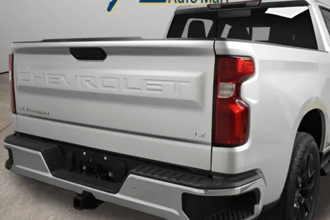 Another view of 2020 Chevrolet Silverado 1500 LT for sale in McAllen, TX at Trevinos Auto Mart