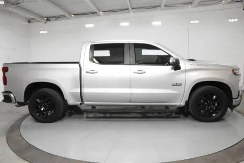 More photos of 2020 Chevrolet Silverado 1500 LT at Trevinos Auto Mart, TX