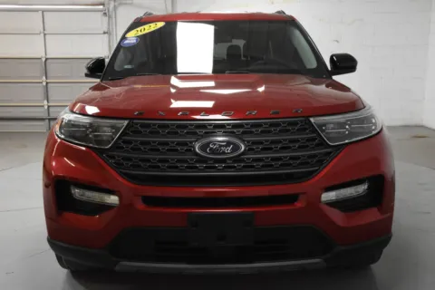 More photos of 2022 Ford Explorer XLT at Trevinos Auto Mart, TX