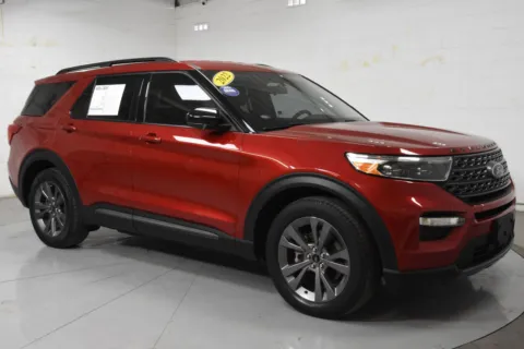 Red 2022 Ford Explorer XLT for sale in McAllen, TX
