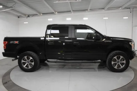 More photos of 2019 Ford F-150 XL at Trevinos Auto Mart, TX