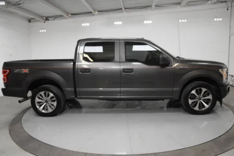 More photos of 2018 Ford F-150 XL at Trevinos Auto Mart, TX