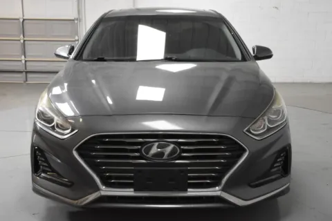 More photos of 2018 Hyundai Sonata Limited at Trevinos Auto Mart, TX