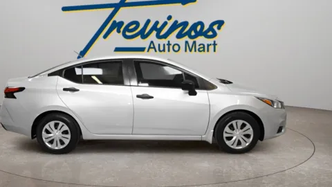 More photos of 2021 Nissan Versa 1.6 S at Trevinos Auto Mart, TX