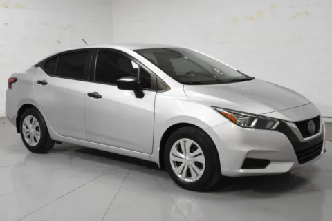 Silver 2021 Nissan Versa 1.6 S for sale in McAllen, TX