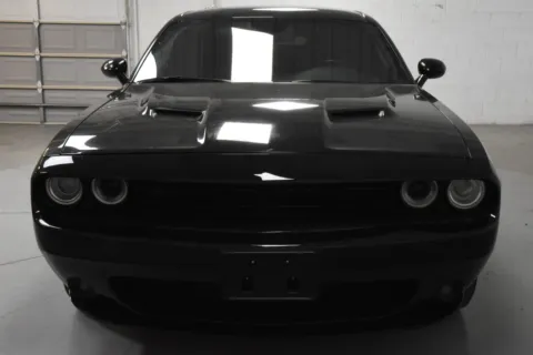 More photos of 2020 Dodge Challenger SXT at Trevinos Auto Mart, TX