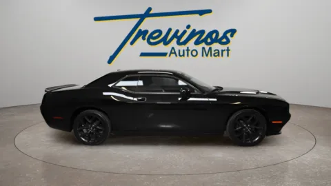 More photos of 2020 Dodge Challenger SXT at Trevinos Auto Mart, TX