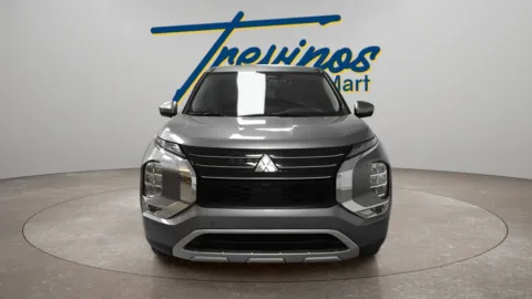 More photos of 2024 Mitsubishi Outlander SE at Trevinos Auto Mart, TX
