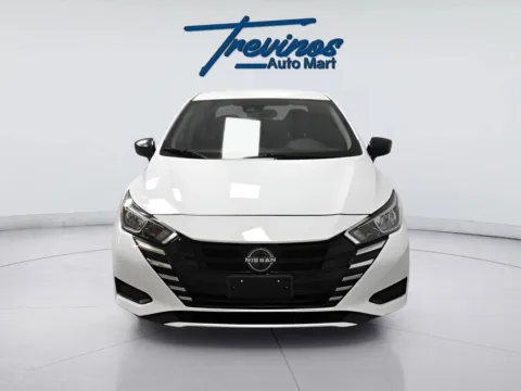 More photos of 2021 Nissan Versa 1.6 S at Trevinos Auto Mart, TX