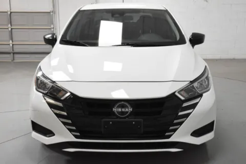 More photos of 2021 Nissan Versa 1.6 S at Trevinos Auto Mart, TX