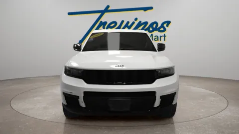 More photos of 2022 Jeep Grand Cherokee L Altitude at Trevinos Auto Mart, TX