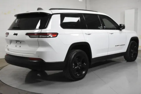 Photos of 2022 Jeep Grand Cherokee L Altitude for sale in McAllen, TX at Trevinos Auto Mart