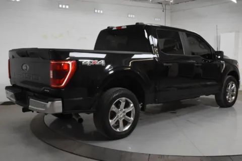 Photos of 2021 Ford F-150 XLT for sale in McAllen, TX at Trevinos Auto Mart