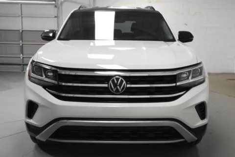 More photos of 2023 Volkswagen Atlas 3.6L V6 SE w/Technology at Trevinos Auto Mart, TX