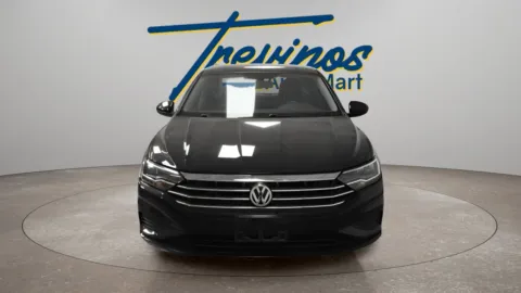 More photos of 2019 Volkswagen Jetta 1.4T SE at Trevinos Auto Mart, TX