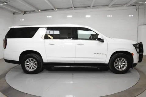 More photos of 2021 Chevrolet Suburban LT at Trevinos Auto Mart, TX