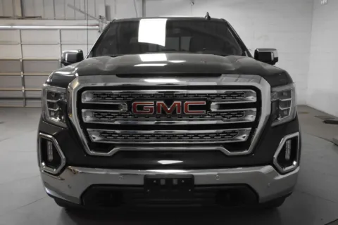 More photos of 2021 GMC Sierra 1500 SLT at Trevinos Auto Mart, TX