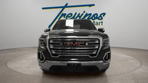 More photos of 2021 GMC Sierra 1500 SLT at Trevinos Auto Mart, TX