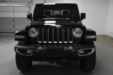 More photos of 2022 Jeep Gladiator Overland at Trevinos Auto Mart, TX