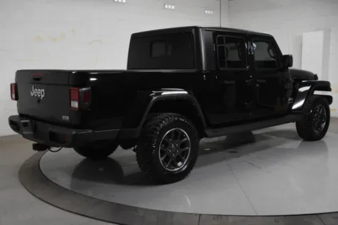 Photos of 2022 Jeep Gladiator Overland for sale in McAllen, TX at Trevinos Auto Mart