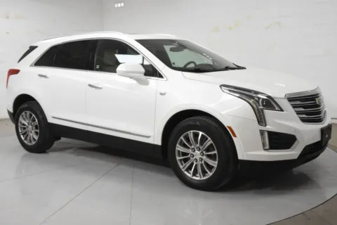 White 2017 Cadillac XT5 Luxury for sale in McAllen, TX