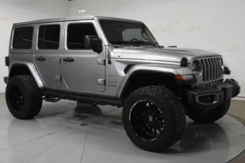 Silver 2019 Jeep Wrangler Unlimited Sahara for sale in McAllen, TX