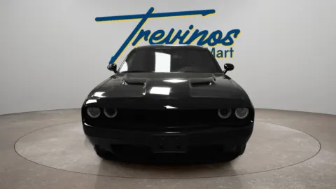 More photos of 2020 Dodge Challenger SXT at Trevinos Auto Mart, TX