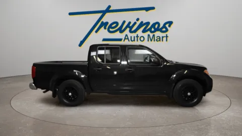 More photos of 2021 Nissan Frontier SV at Trevinos Auto Mart, TX