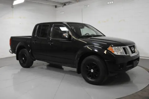 Black 2021 Nissan Frontier SV for sale in McAllen, TX
