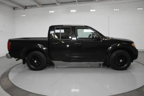 More photos of 2021 Nissan Frontier SV at Trevinos Auto Mart, TX