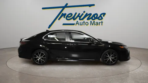 More photos of 2022 Toyota Camry SE at Trevinos Auto Mart, TX