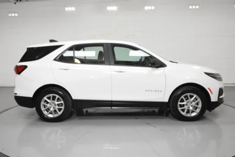 More photos of 2022 Chevrolet Equinox LS at Trevinos Auto Mart, TX