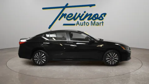 More photos of 2024 Nissan Altima 2.5 SV at Trevinos Auto Mart, TX