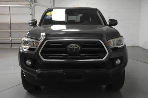 More photos of 2018 Toyota Tacoma SR5 at Trevinos Auto Mart, TX