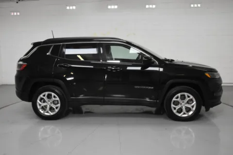 More photos of 2024 Jeep Compass Latitude at Trevinos Auto Mart, TX