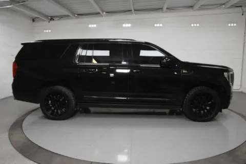 More photos of 2021 GMC Yukon XL Denali at Trevinos Auto Mart, TX