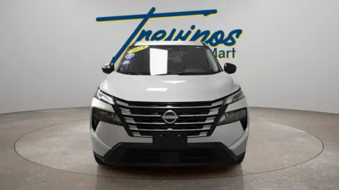 More photos of 2024 Nissan Rogue S at Trevinos Auto Mart, TX