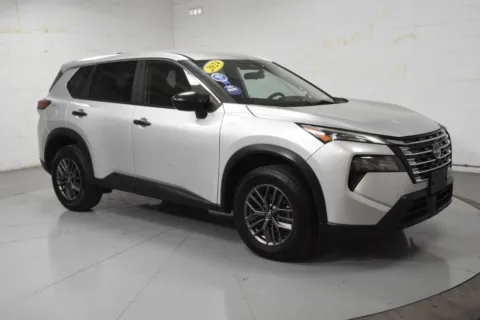 Silver 2024 Nissan Rogue S for sale in McAllen, TX