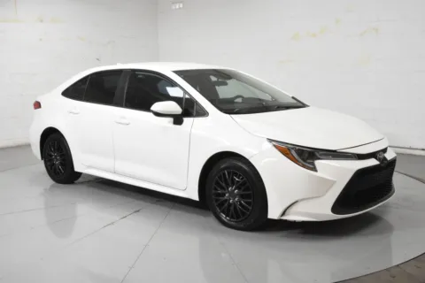 White 2021 Toyota Corolla LE for sale in McAllen, TX