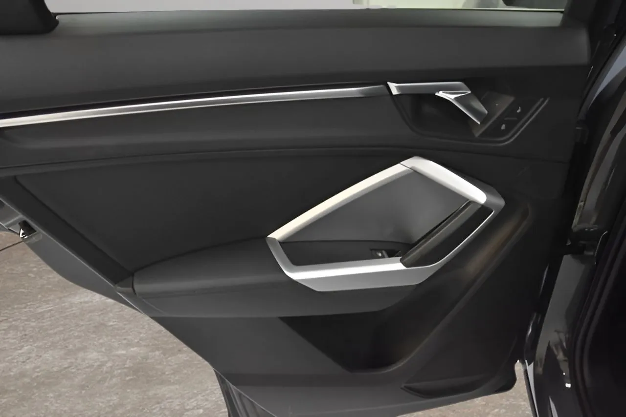 2020 Audi Q3 Premium - Photo 12