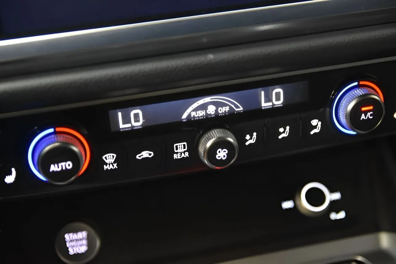 2020 Audi Q3 Premium - Photo 25