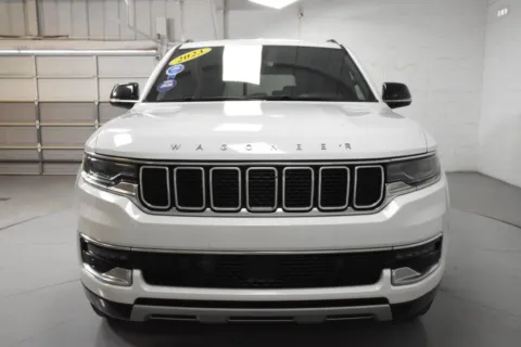 More photos of 2023 Jeep Wagoneer L Series II at Trevinos Auto Mart, TX